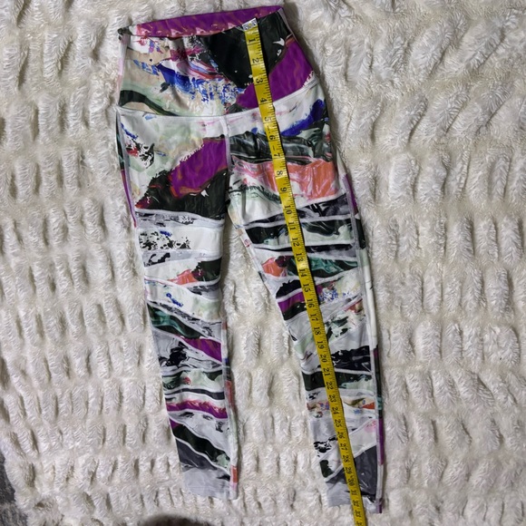 LULULEMON ATHLETICA Women’s Wunder Under Crop Leggings - Picture 9 of 10